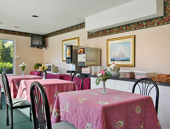 Days Inn & Suites By Wyndham Groton Near The Casinos Restauracja zdjęcie